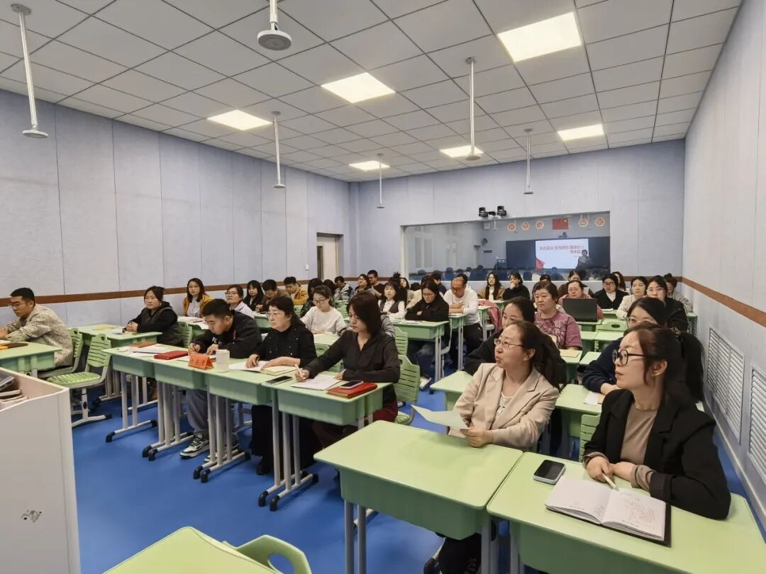 华展教育中心||  心有信仰 行有力量 ——华展中学教师主题演讲比赛（一）